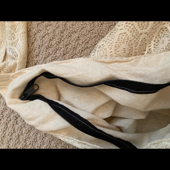 Bohemian Crochet Lace Crossbody Satchel Purse - Picture 5 of 5